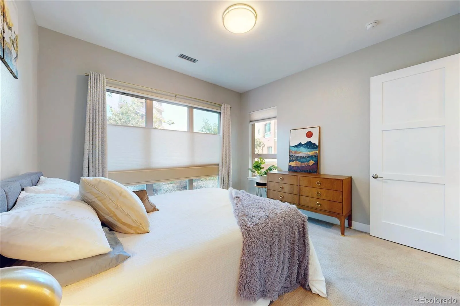 4885 S Monaco Street #101 Denver CO 80237 | MLS #REC9421444 09262026012452 1600 12