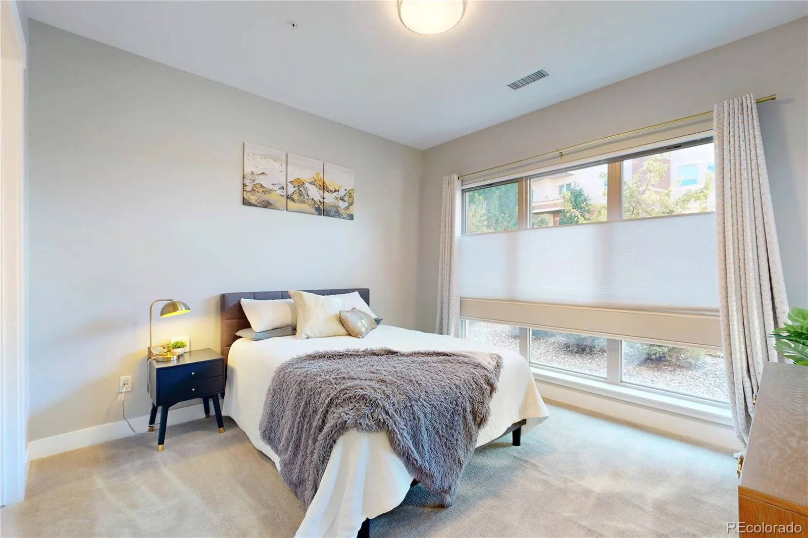 4885 S Monaco Street #101 Denver CO 80237 | MLS #REC9421444 09262026012452 1600 9