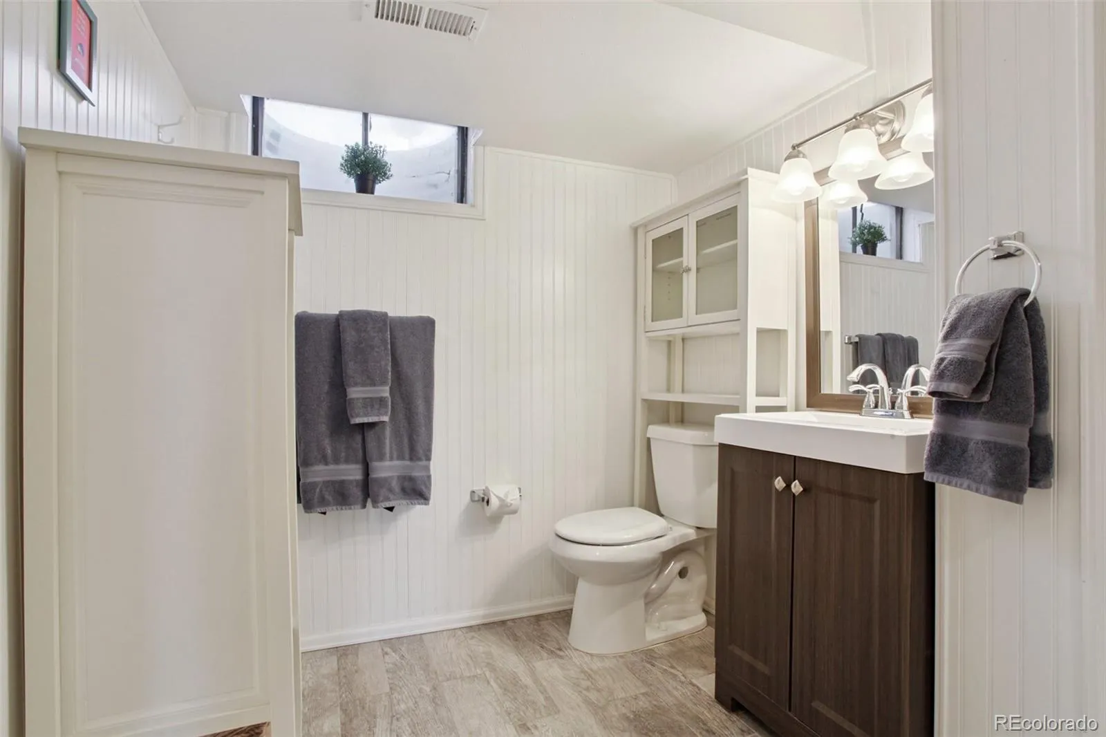 04202026164838 1600 24