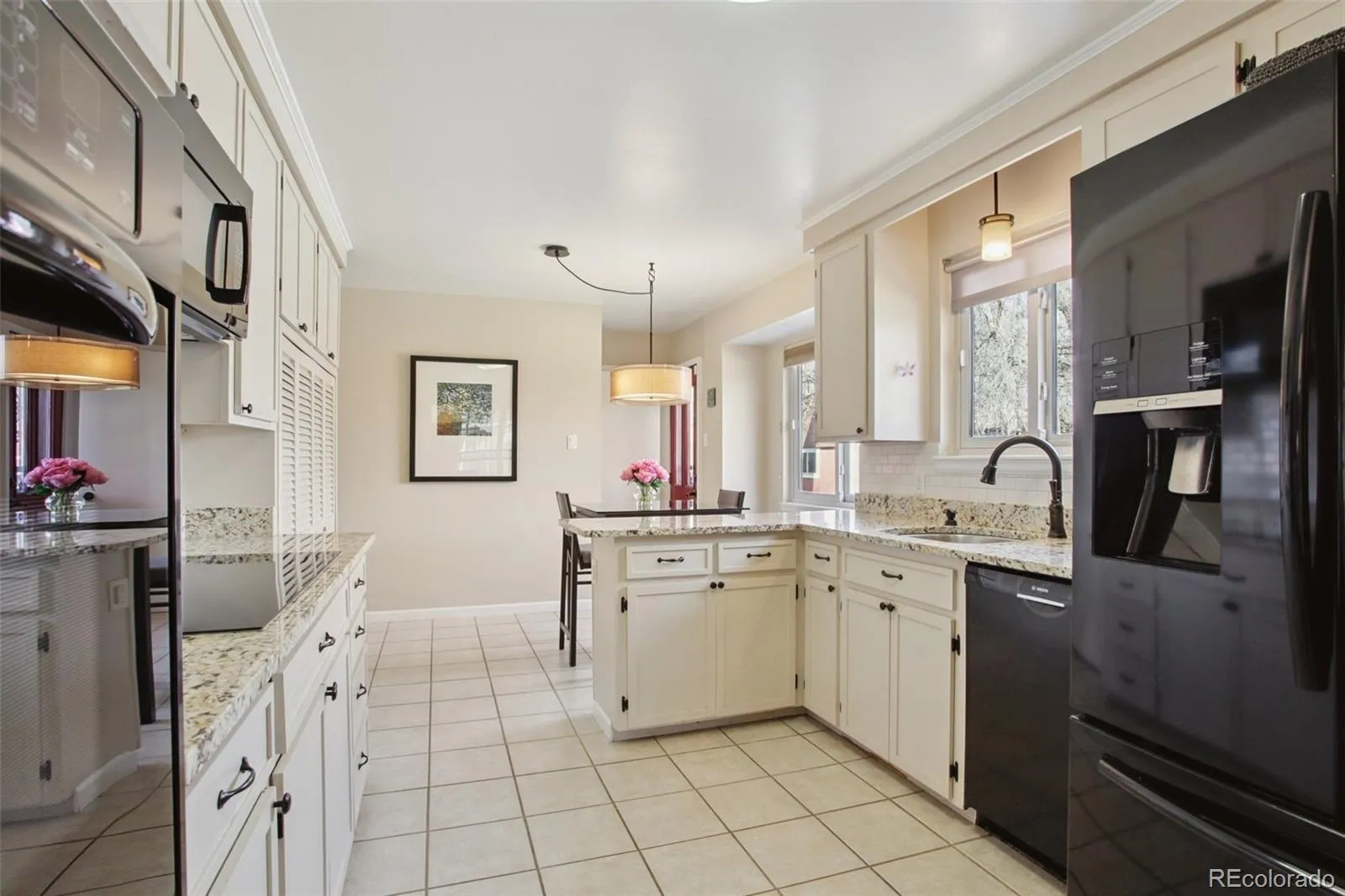 6266 S Valleyview Street Littleton CO 80120 MLS #REC9424531 05072026190744 1600 10