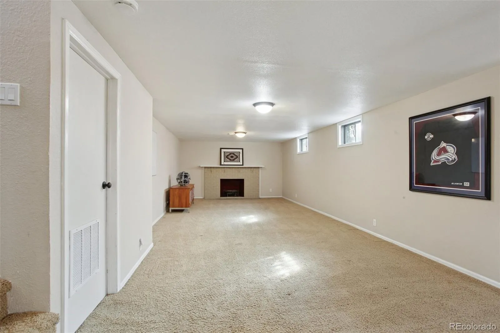 6266 S Valleyview Street Littleton CO 80120 MLS #REC9424531 05072026190744 1600 22