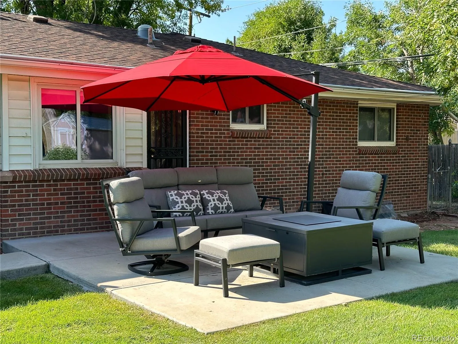 6266 S Valleyview Street Littleton CO 80120 MLS #REC9424531 05072026190744 1600 31