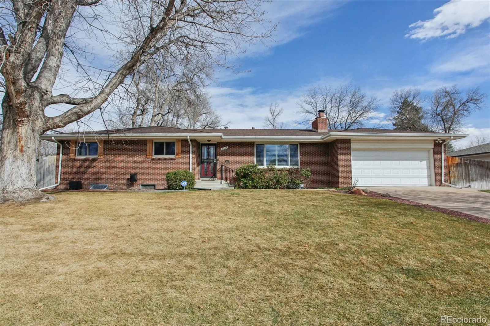 6266 S Valleyview Street Littleton CO 80120 MLS #REC9424531 05072026190744 1600 35