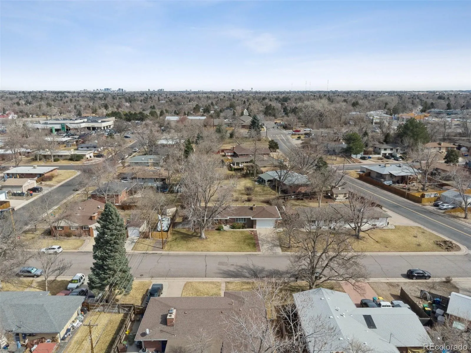 6266 S Valleyview Street Littleton CO 80120 MLS #REC9424531 05072026190744 1600 39