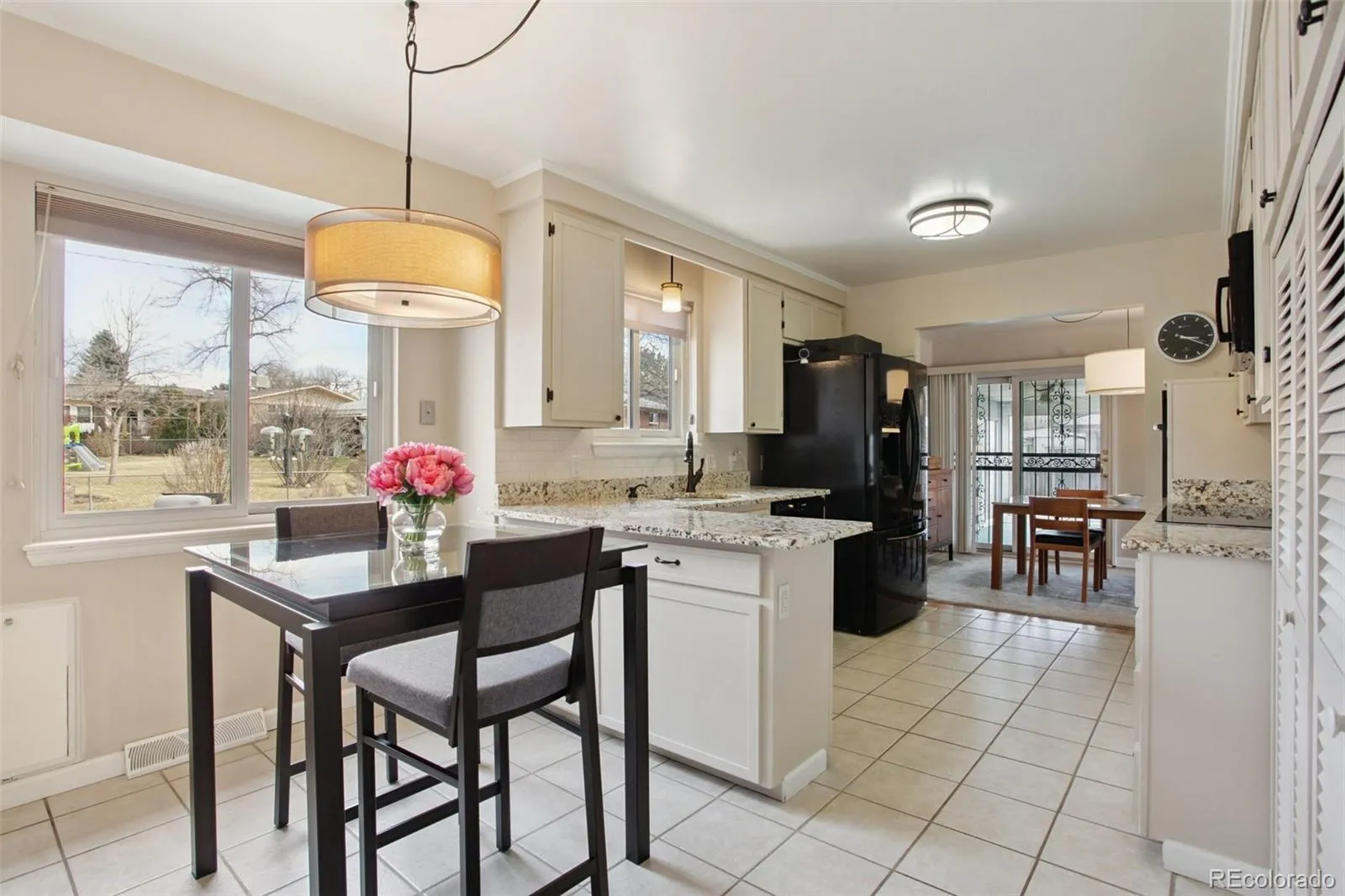 6266 S Valleyview Street Littleton CO 80120 MLS #REC9424531 05072026190744 1600 7