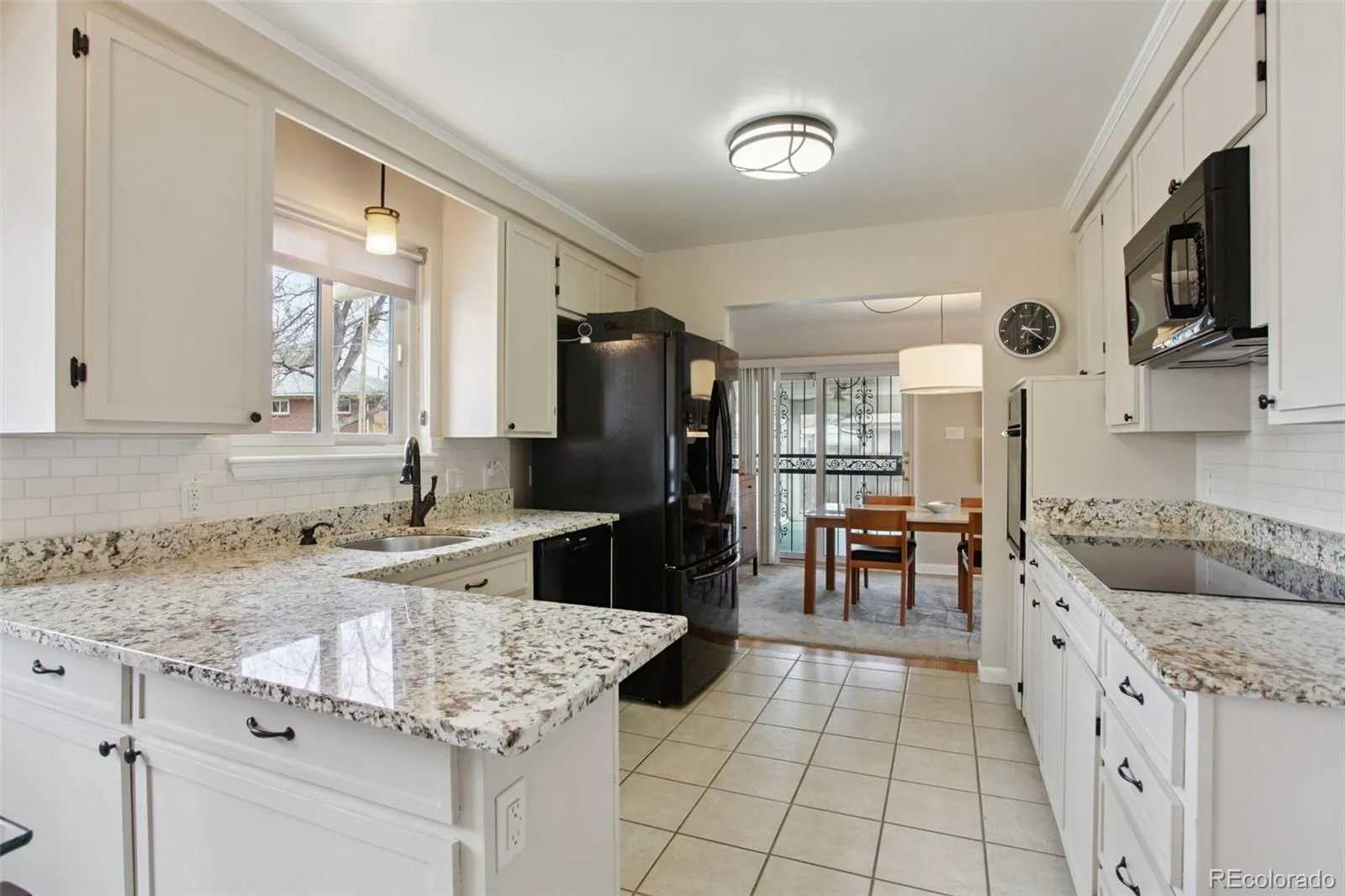 6266 S Valleyview Street Littleton CO 80120 MLS #REC9424531 05072026190744 1600 9