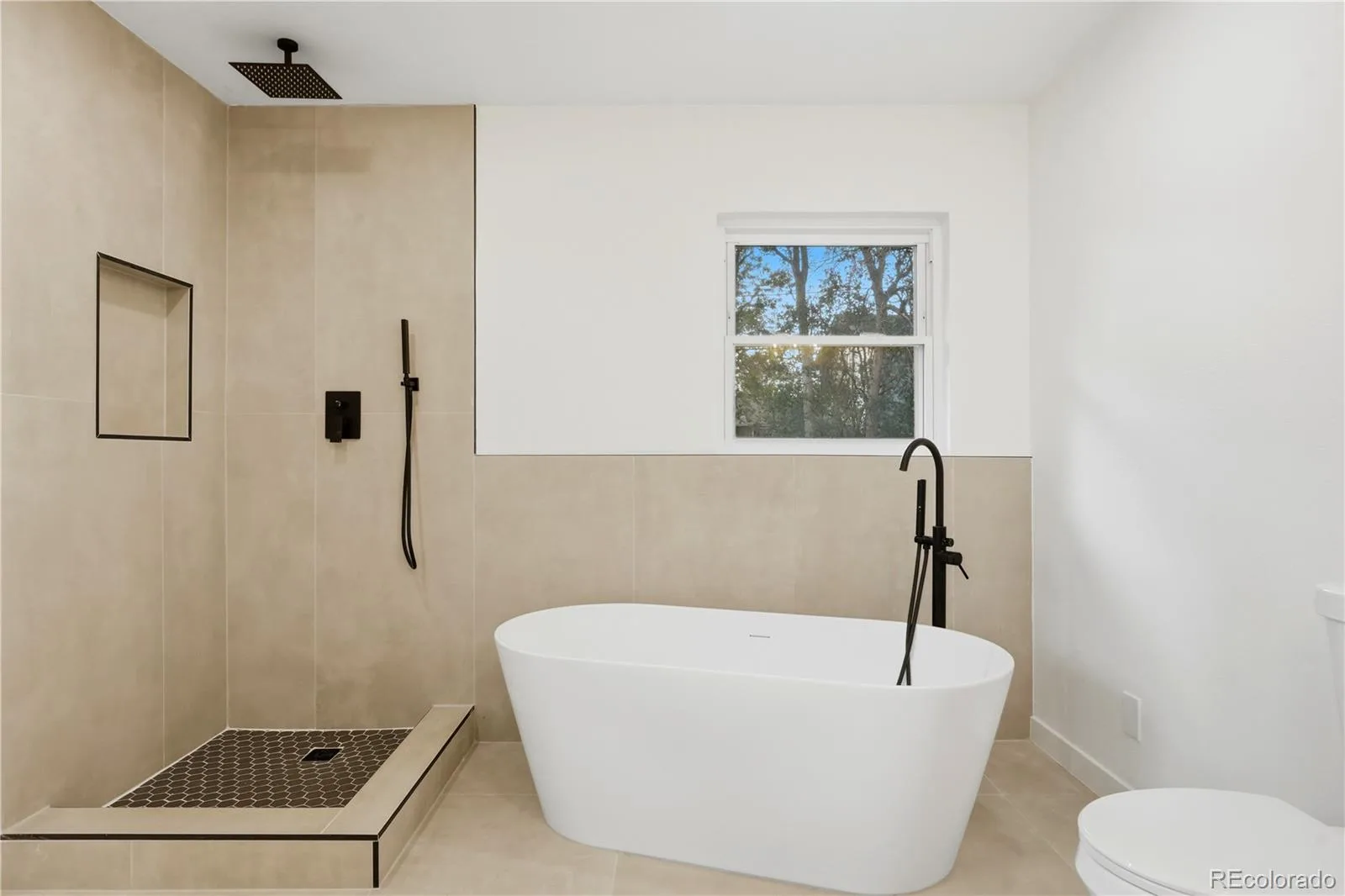 45 S Dover Street Lakewood CO 80226 | MLS #REC9424811 10122026185000 1600 13