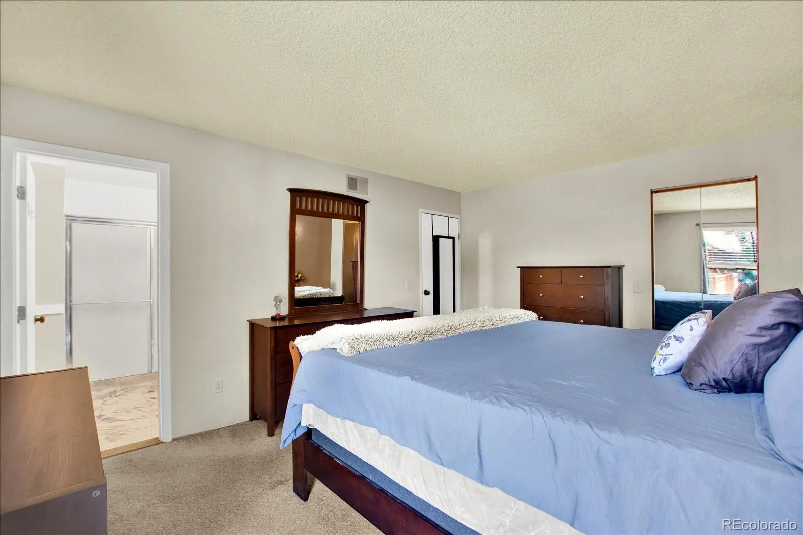 3345 S Ammons Street #5-202 Lakewood CO 80227 MLS #REC9426593 06122026075157 1600 16