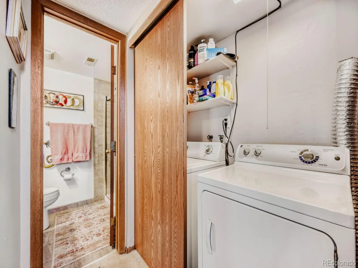 4252 S Richfield Way Aurora CO 80013 | MLS #REC9428192 08172026233755 1200 24