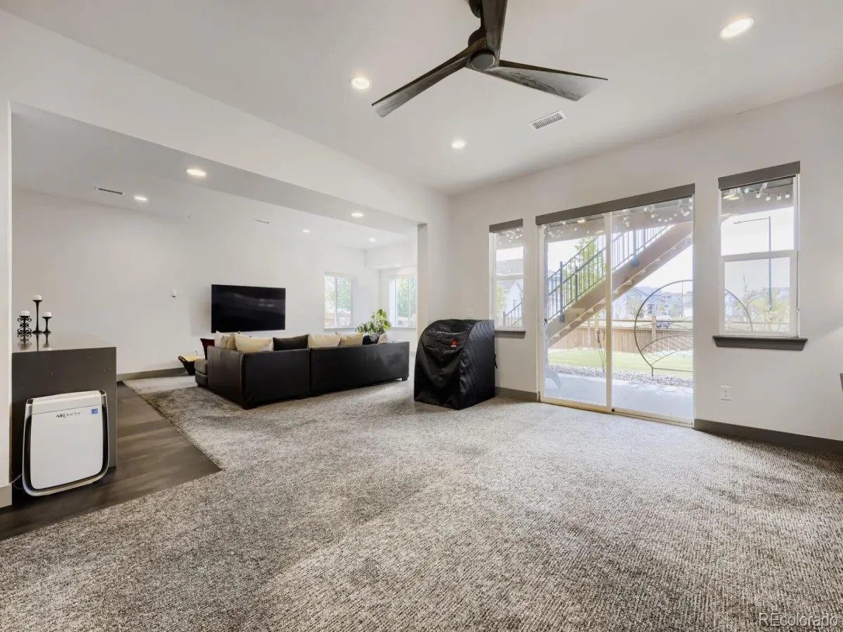 18401 W 93rd Place Arvada CO 80007 MLS #REC9428840 05212026140704 1200 21