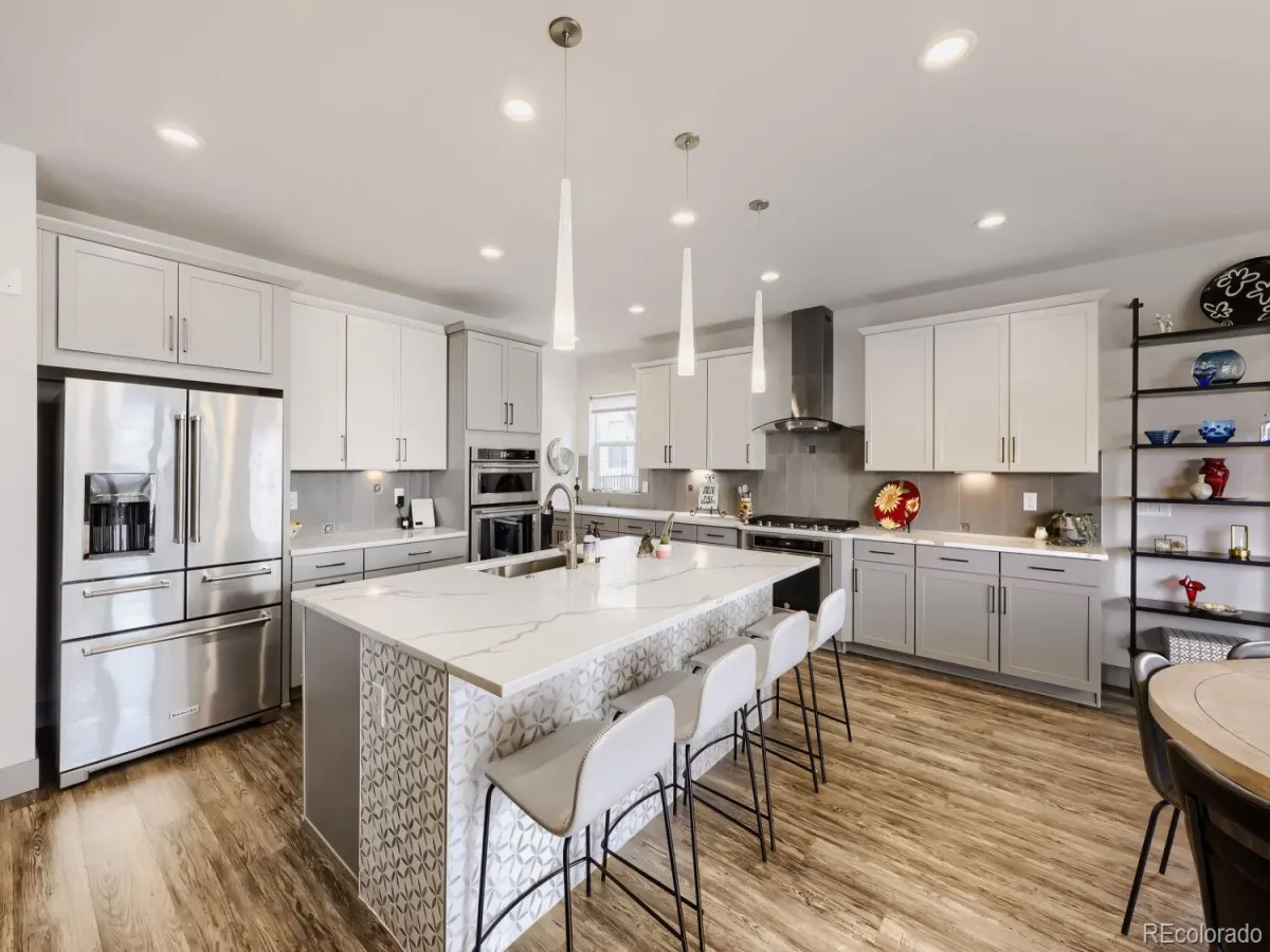18401 W 93rd Place Arvada CO 80007 MLS #REC9428840 05212026140704 1200 6