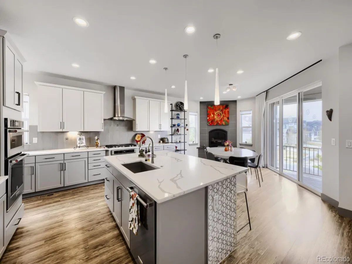 18401 W 93rd Place Arvada CO 80007 MLS #REC9428840 05212026140704 1200 7