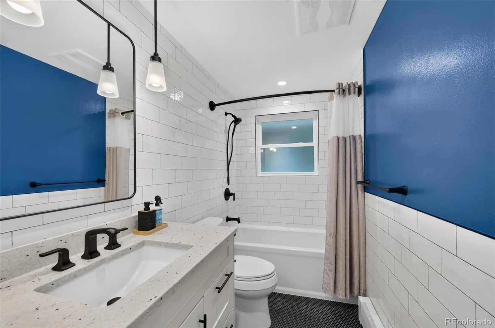 2860 S Jay Street Denver CO 80227 | MLS #REC9429052 08122026160544 1600 15