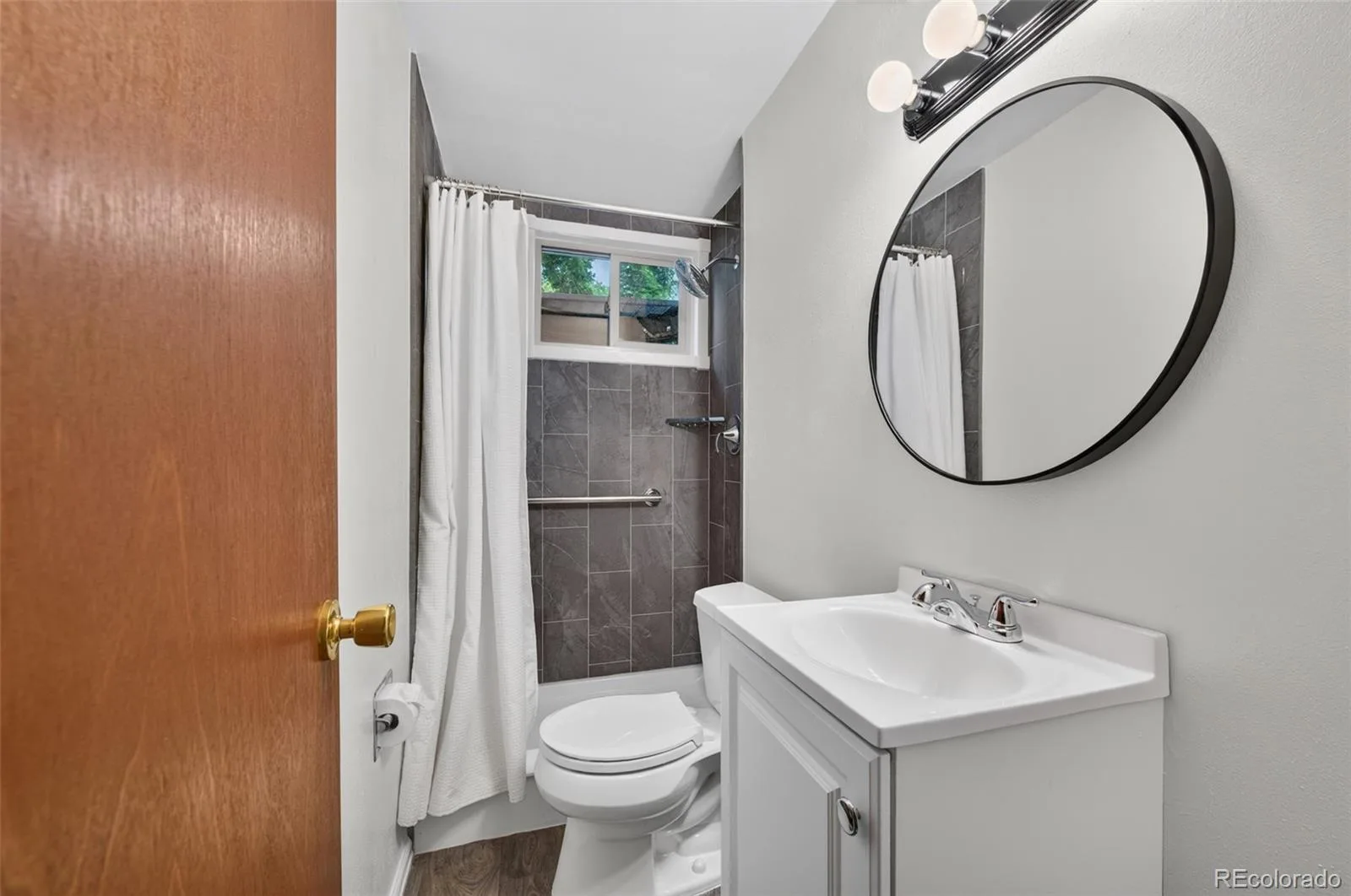 2860 S Jay Street Denver CO 80227 | MLS #REC9429052 08122026160544 1600 32