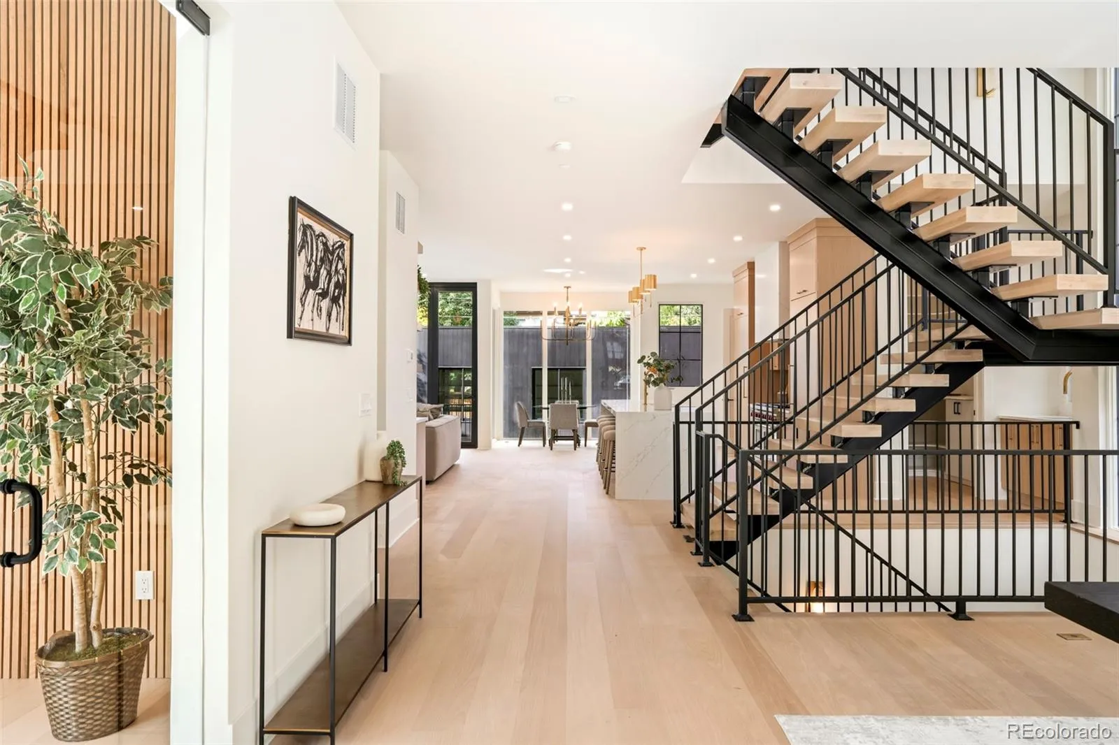 04172026155335 1600 1