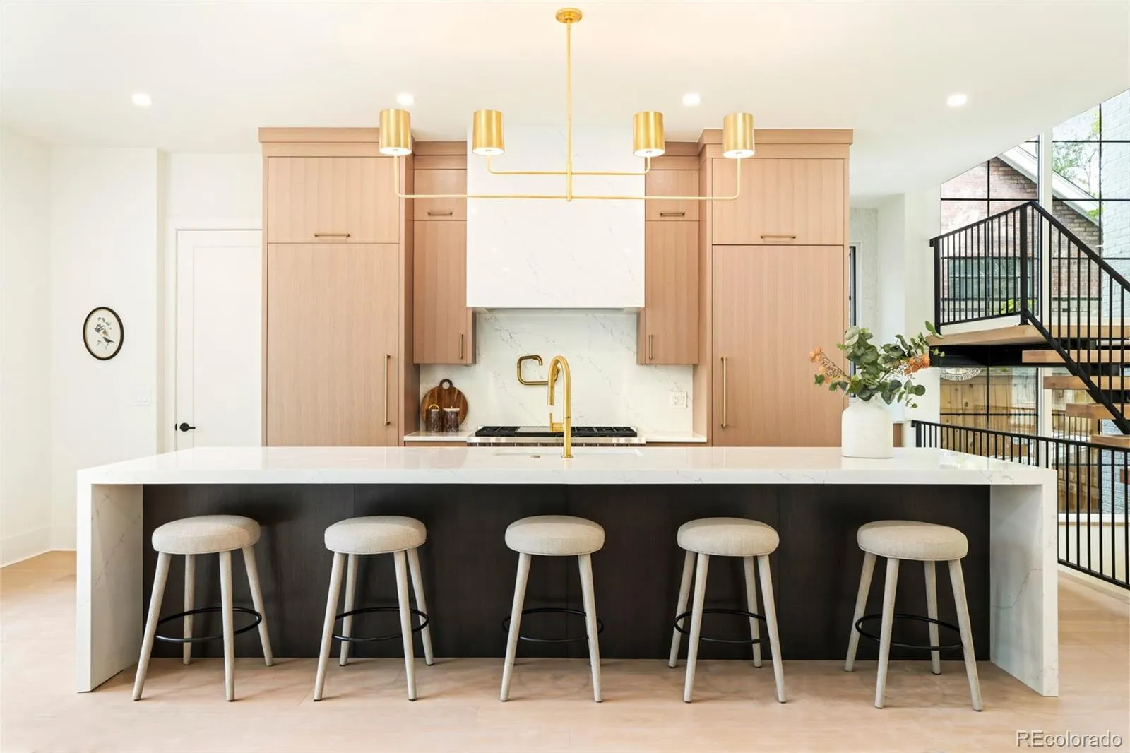 04172026155335 1600 10