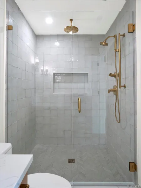 04172026155335 800 18