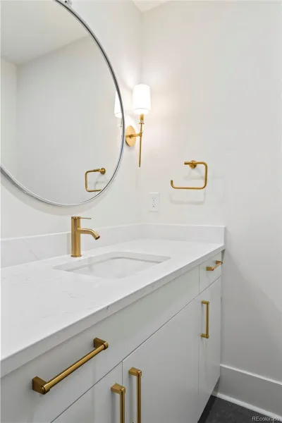 04172026155335 800 32