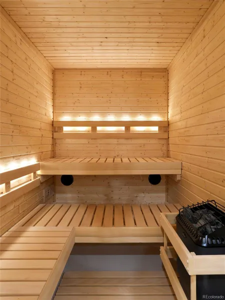 04172026155335 800 37