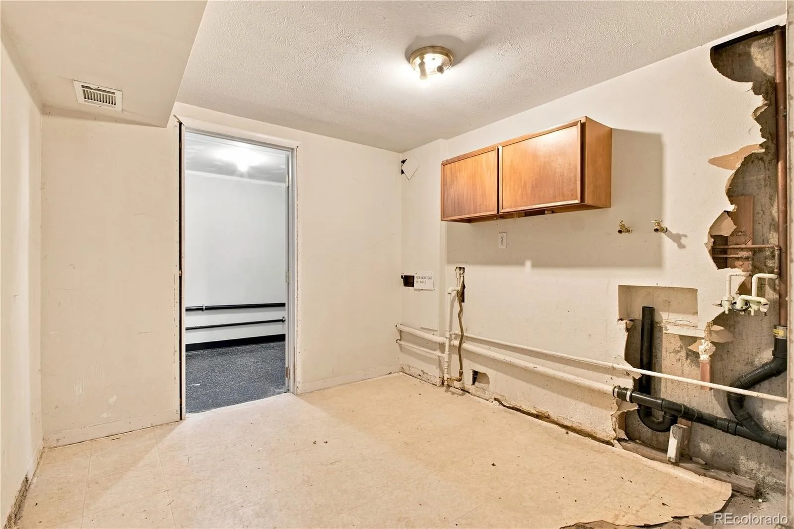 6974 S Lakeview Street Littleton CO 80120 | MLS #REC9430118 08292026161305 1600 10