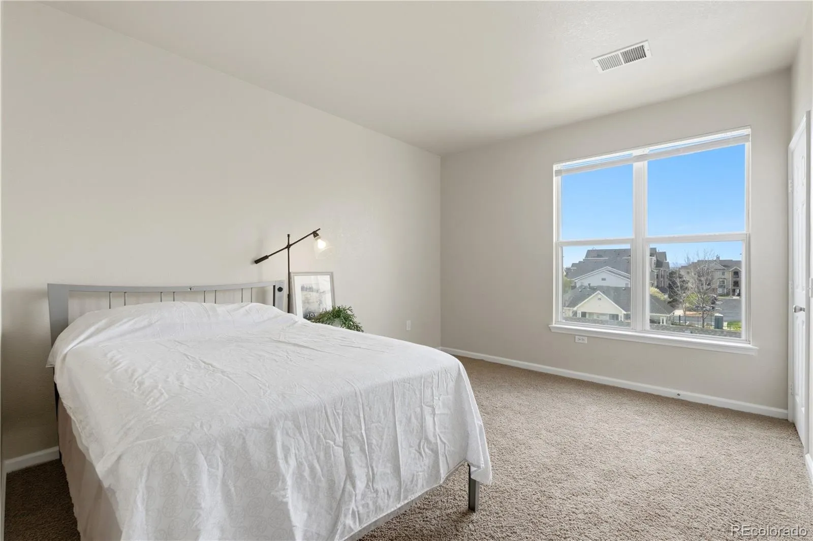 18939 E Warren Circle #E302 Aurora CO 80013 MLS #REC9430257 04202026185140 1600 17