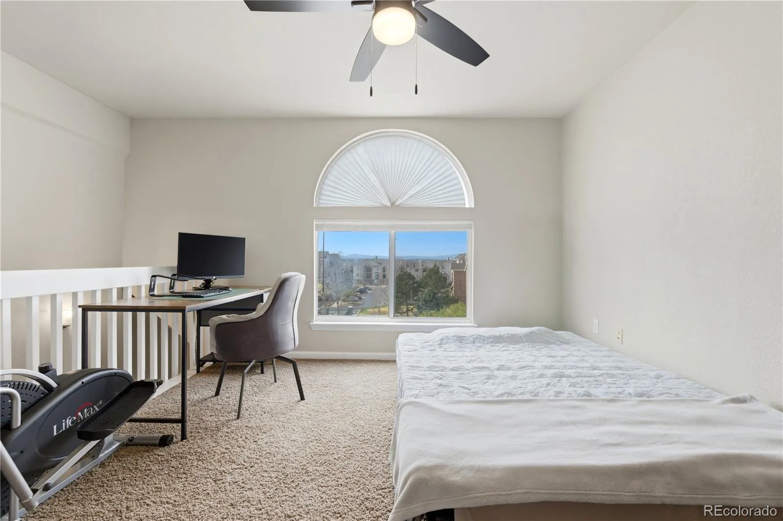 18939 E Warren Circle #E302 Aurora CO 80013 MLS #REC9430257 04202026185140 1600 25