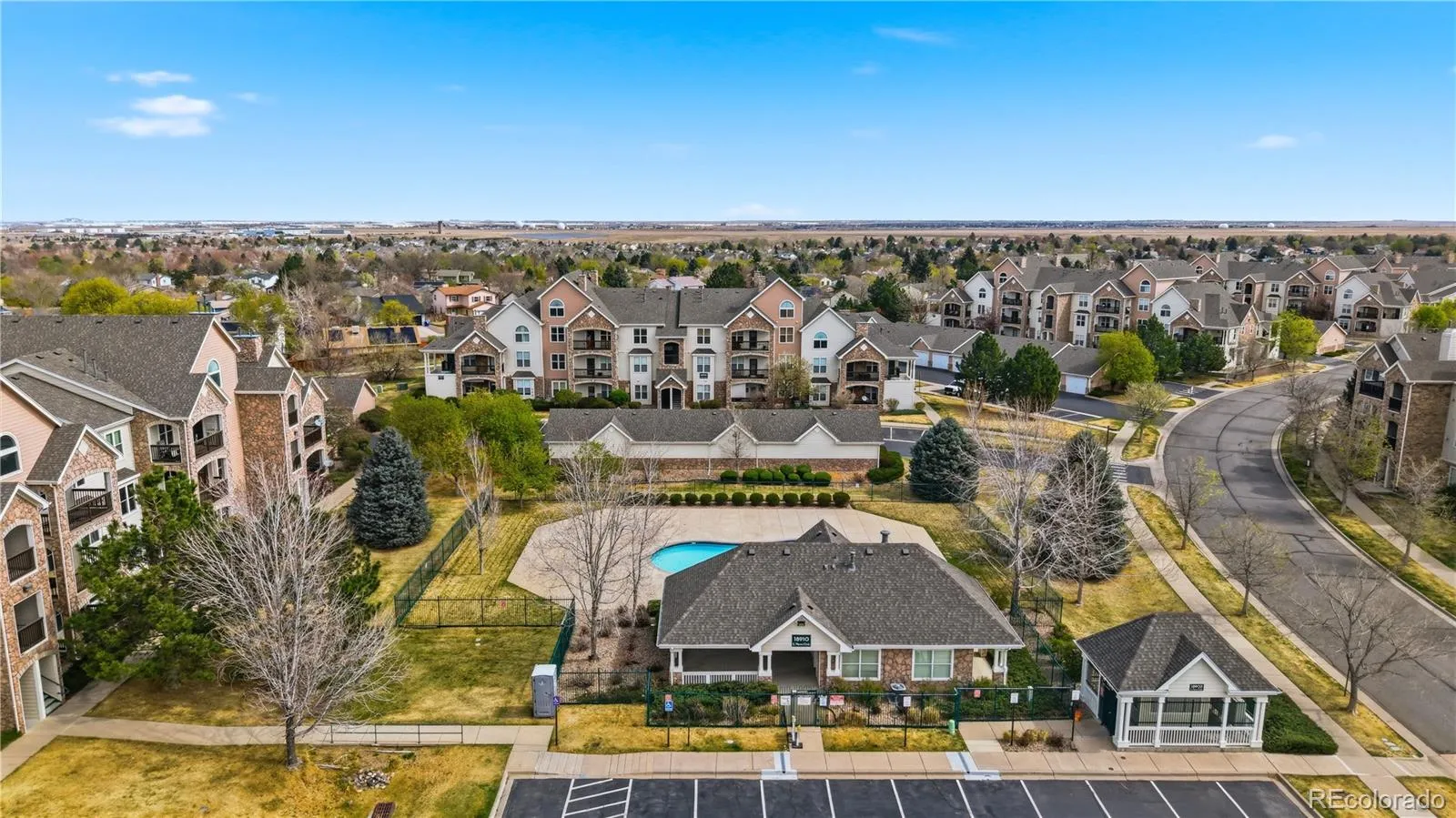 18939 E Warren Circle #E302 Aurora CO 80013 MLS #REC9430257 04202026185140 1600 33