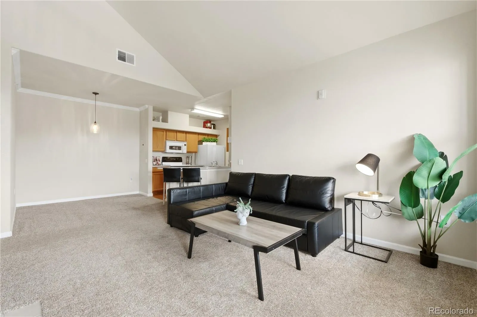 18939 E Warren Circle #E302 Aurora CO 80013 MLS #REC9430257 04202026185140 1600 9