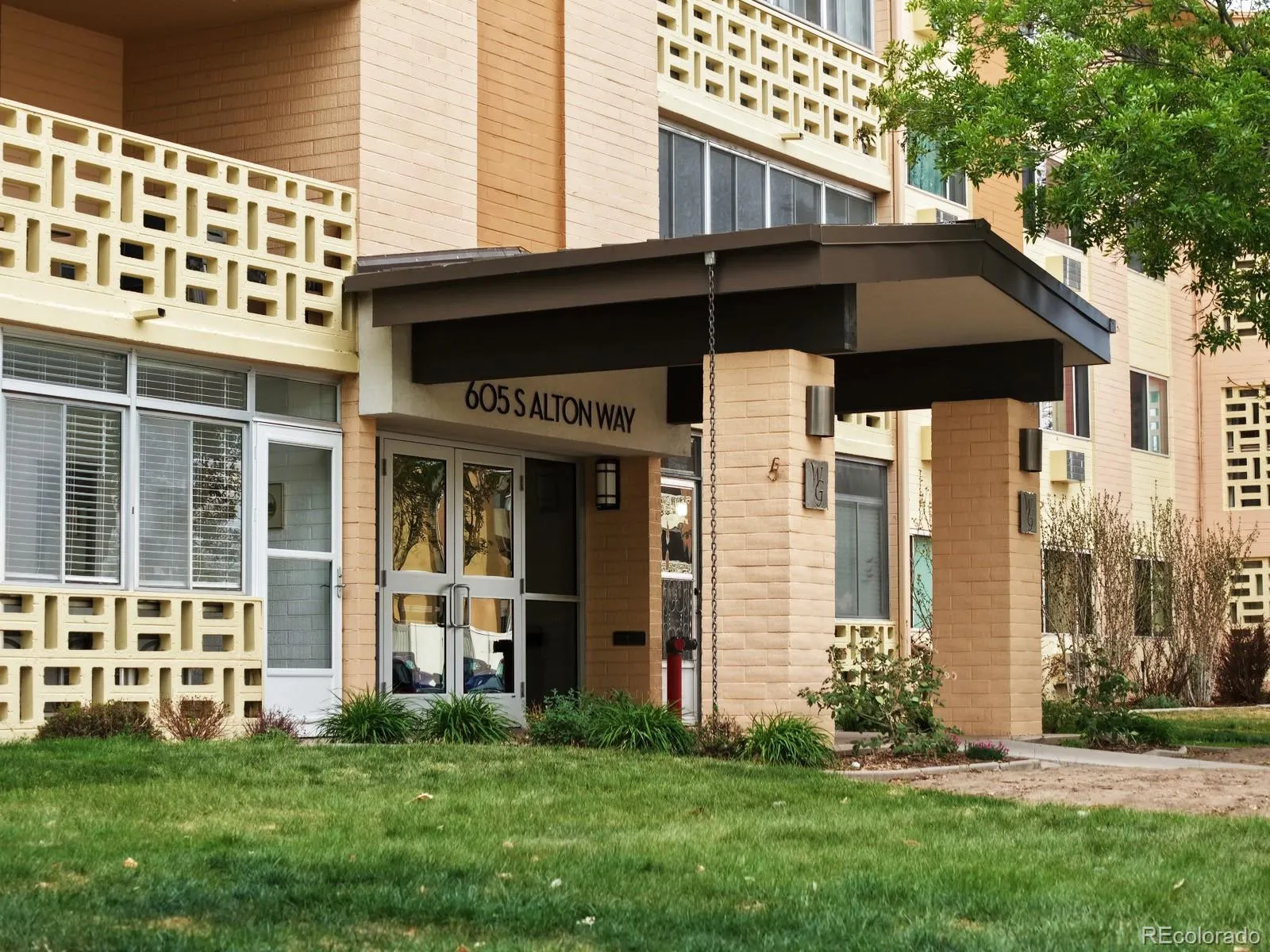 605 S Alton Way #12C Denver CO 80247 MLS #REC9430345 05132026142503 1600 2