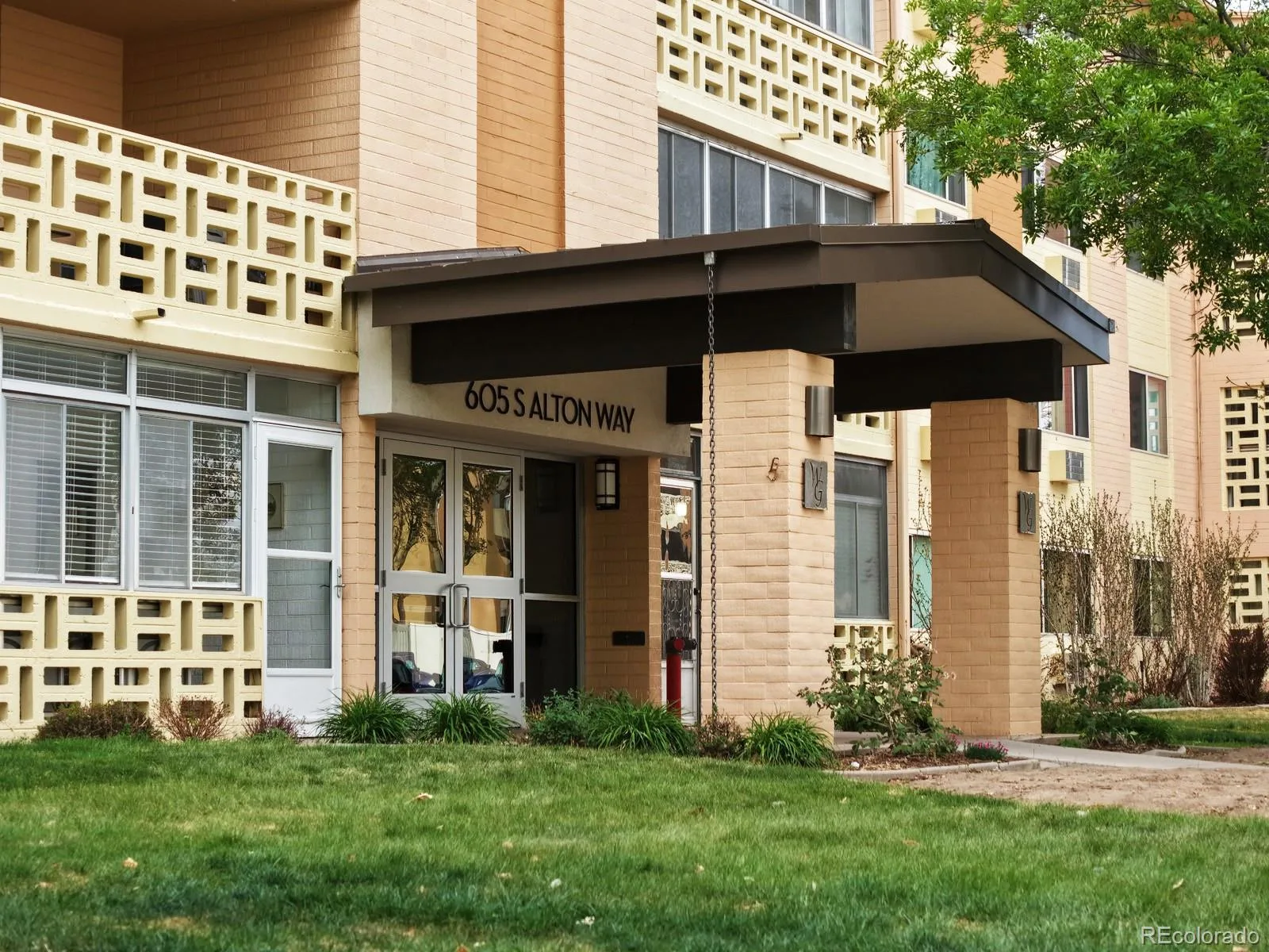 605 S Alton Way #12C Denver CO 80247 | MLS #REC9430345 06302026220254 1600 12