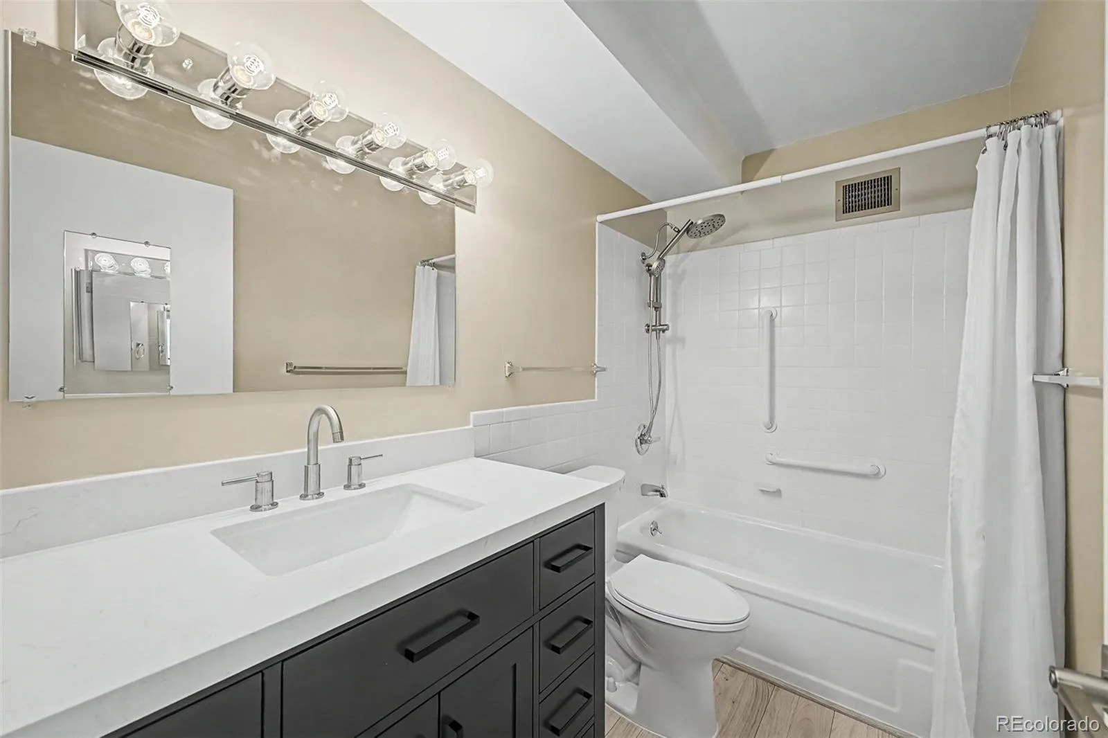 605 S Alton Way #12C Denver CO 80247 | MLS #REC9430345 06302026220254 1600 19