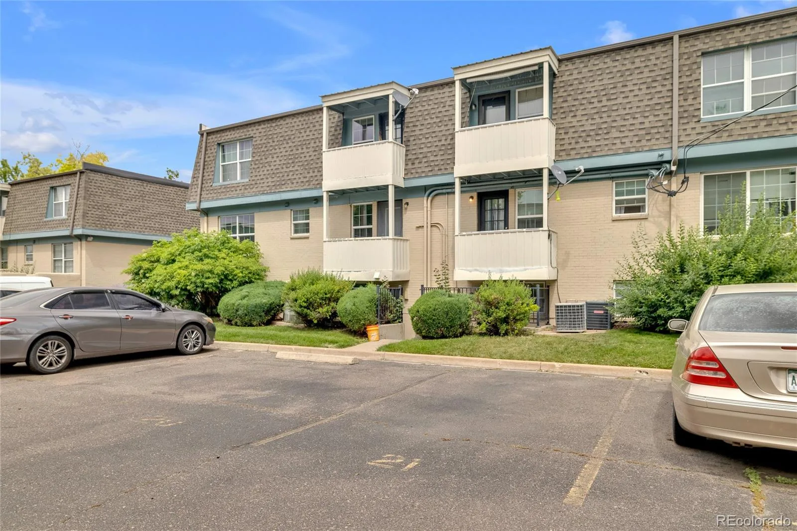 9320 E Girard Avenue #3 Denver CO 80231 MLS #REC9430517 07152026085112 1600 22