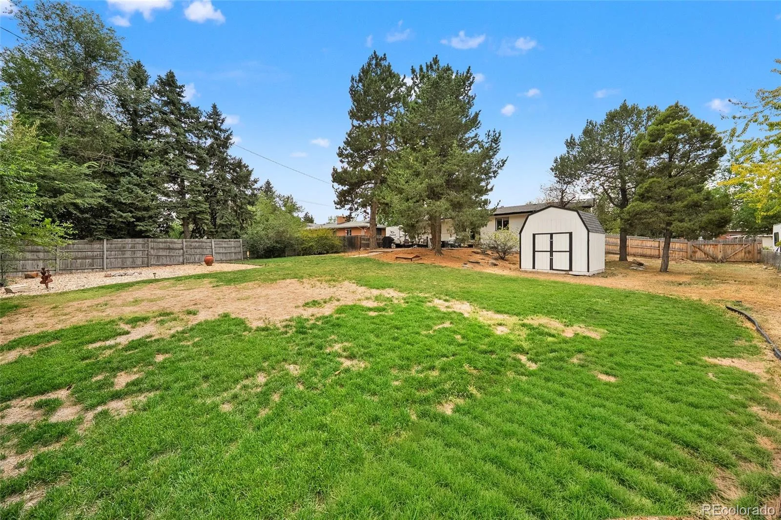 8060 S Kendall Boulevard Littleton CO 80128 | MLS #REC9431044 08052026011141 1600 6