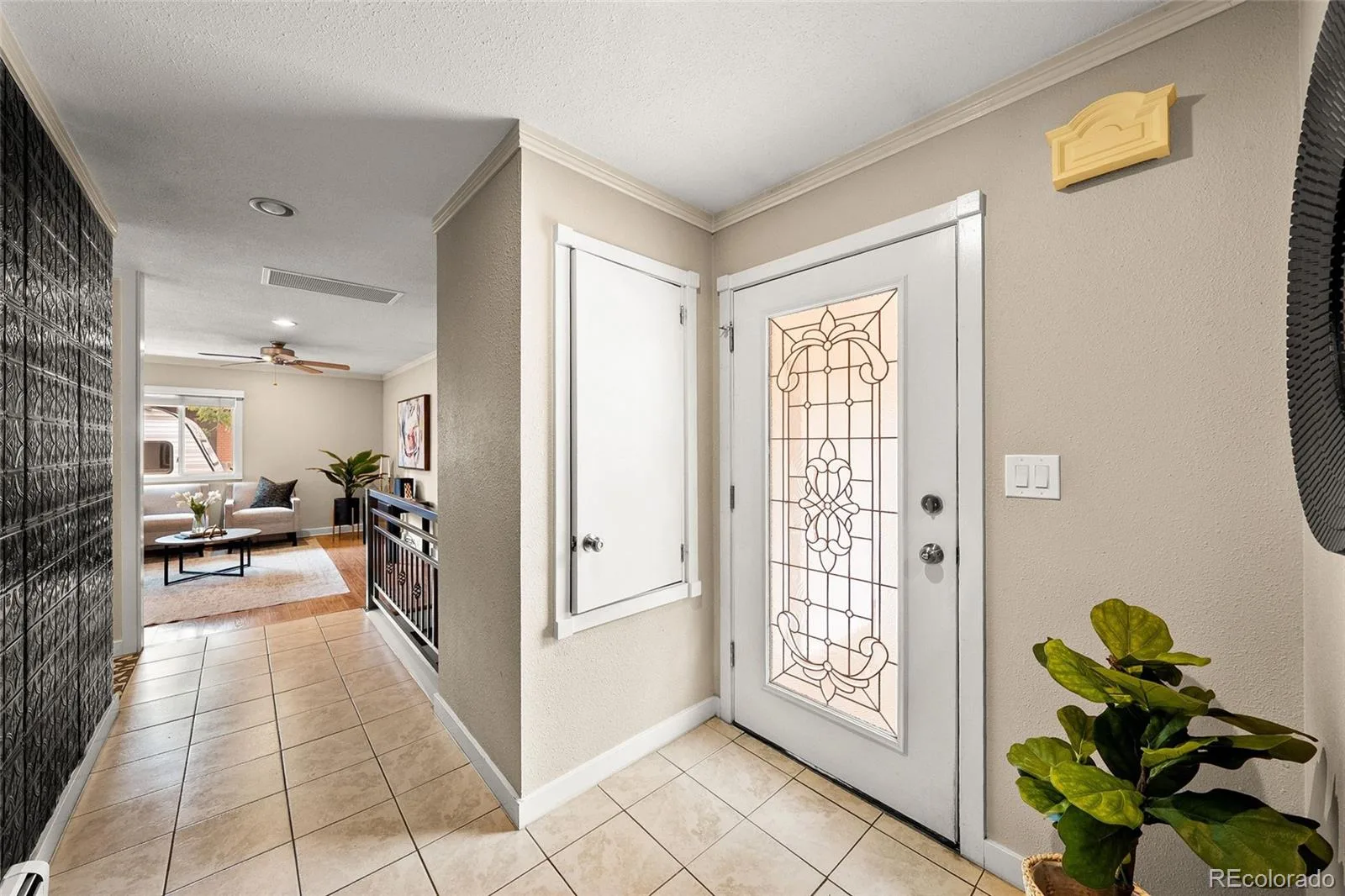 8060 S Kendall Boulevard Littleton CO 80128 | MLS #REC9431044 08052026011141 1600 9