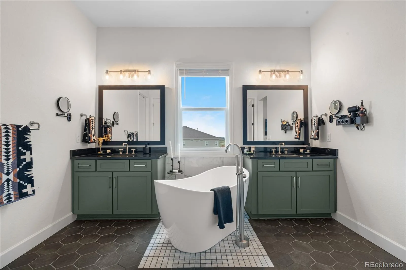 5598 Missoula Trail Castle Rock CO 80108 MLS #REC9434138 08032026221459 1600 26