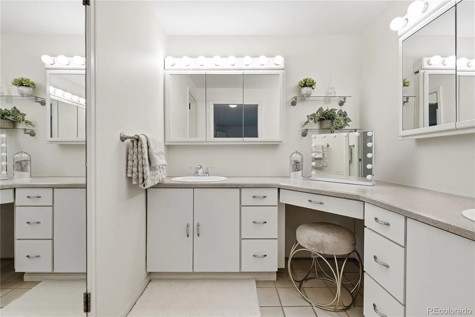 2830 S Kenton Court Aurora CO 80014 MLS #REC9435377 06302026183618 1600 29