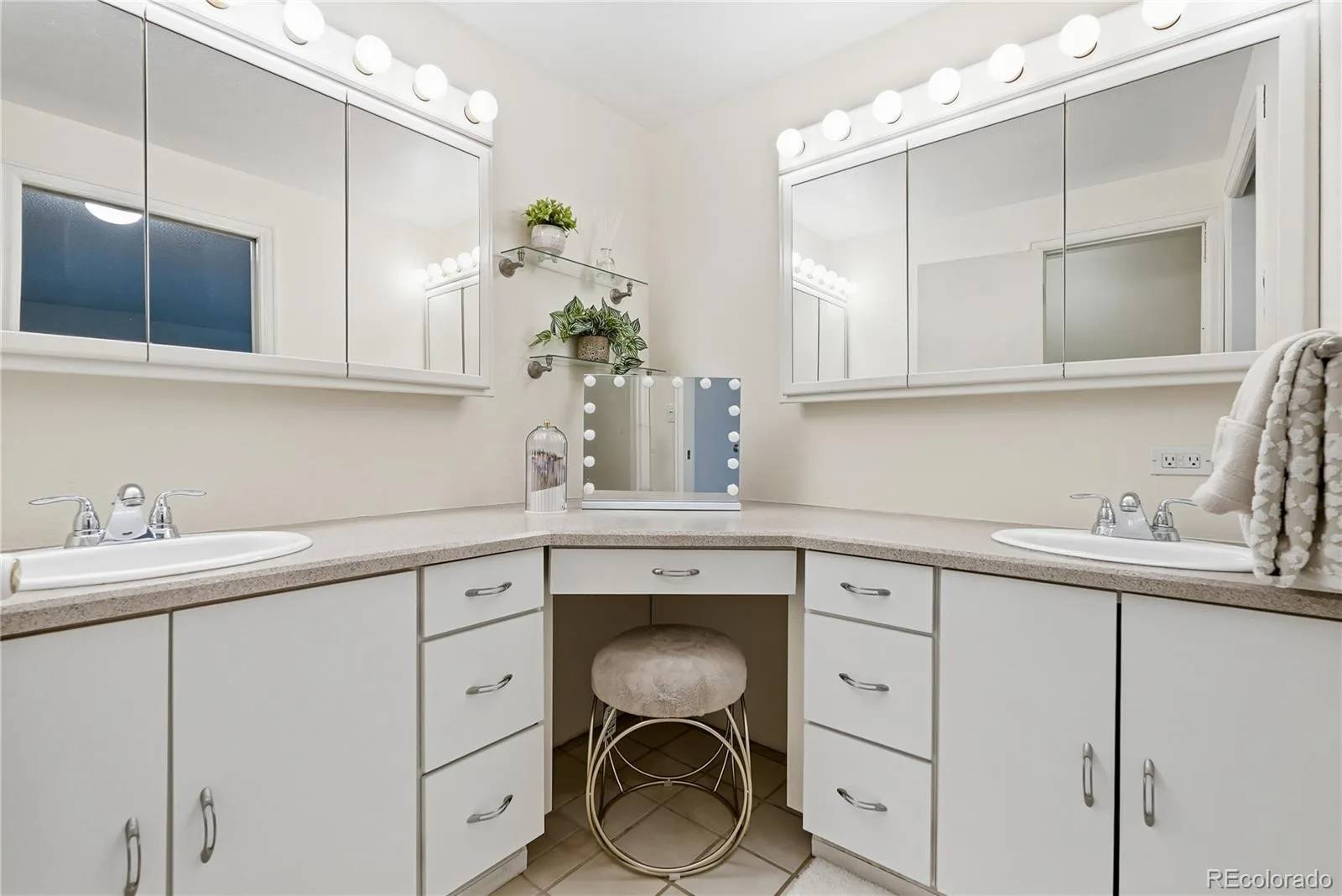 2830 S Kenton Court Aurora CO 80014 MLS #REC9435377 06302026183618 1600 30