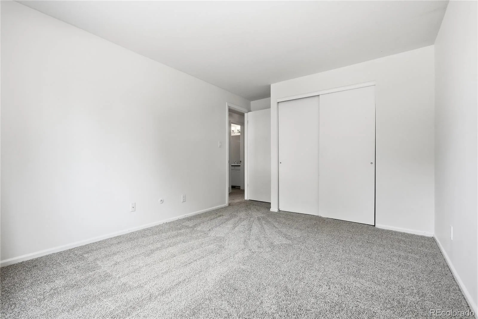 2830 S Kenton Court Aurora CO 80014 MLS #REC9435377 06302026183618 1600 37