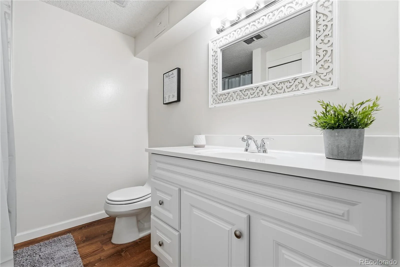 2830 S Kenton Court Aurora CO 80014 MLS #REC9435377 06302026183618 1600 44
