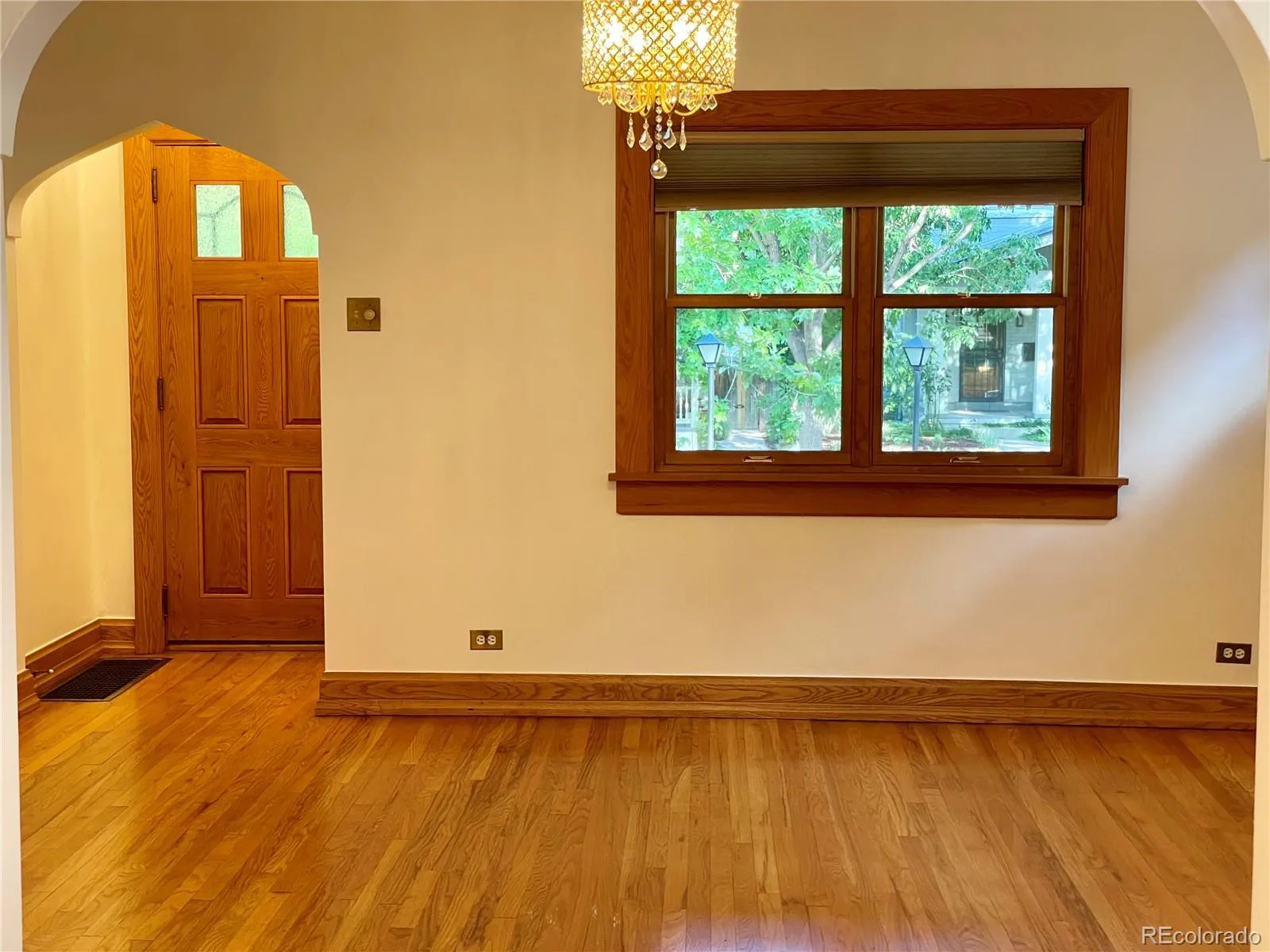 1233 Cook Street Denver CO 80206 | MLS #REC9435827 10032026233025 1600 2