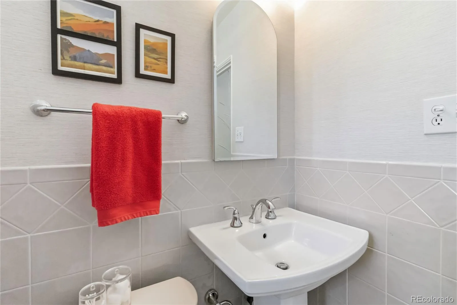 987 Glencoe Street Denver CO 80220 | MLS #REC9436423 09232026011425 1600 17