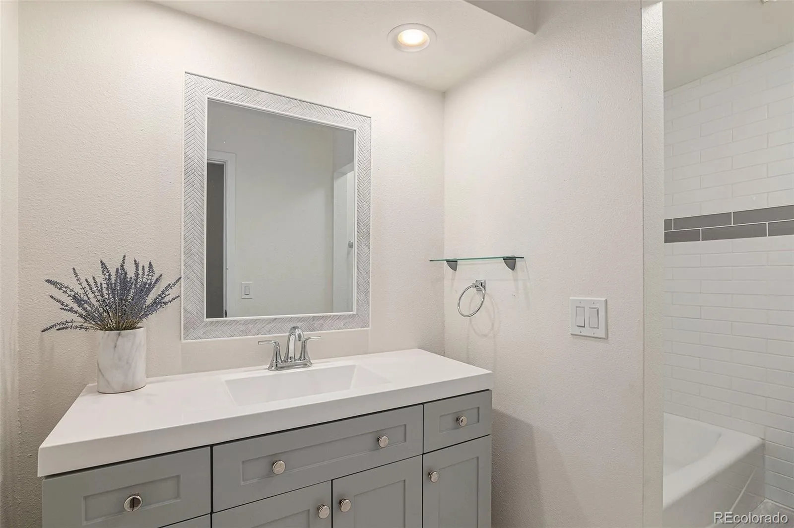 7995 E Mississippi Avenue #C2 Denver CO 80247 MLS #REC9437406 07242026005602 1600 11