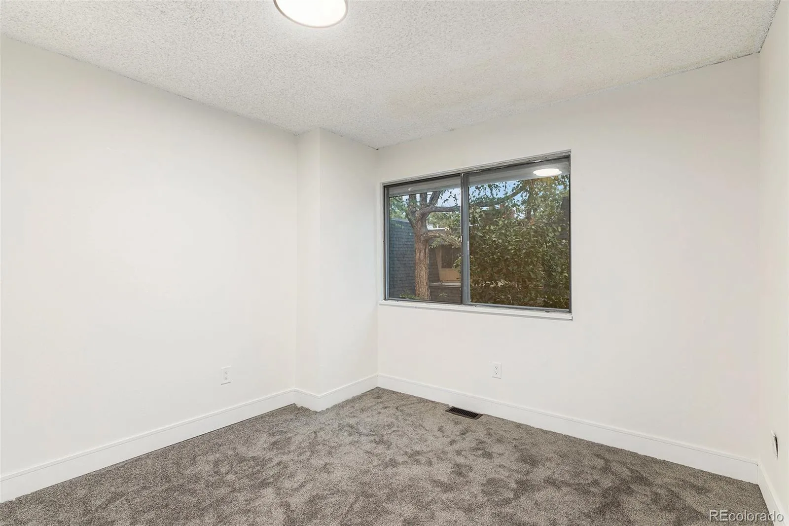 7995 E Mississippi Avenue #C2 Denver CO 80247 MLS #REC9437406 07242026005602 1600 12
