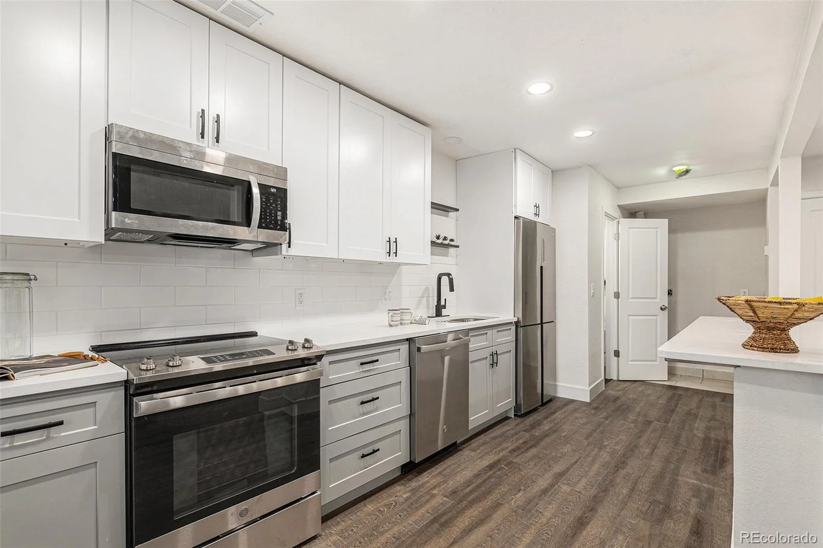 7995 E Mississippi Avenue #C2 Denver CO 80247 MLS #REC9437406 07242026005602 1600 3