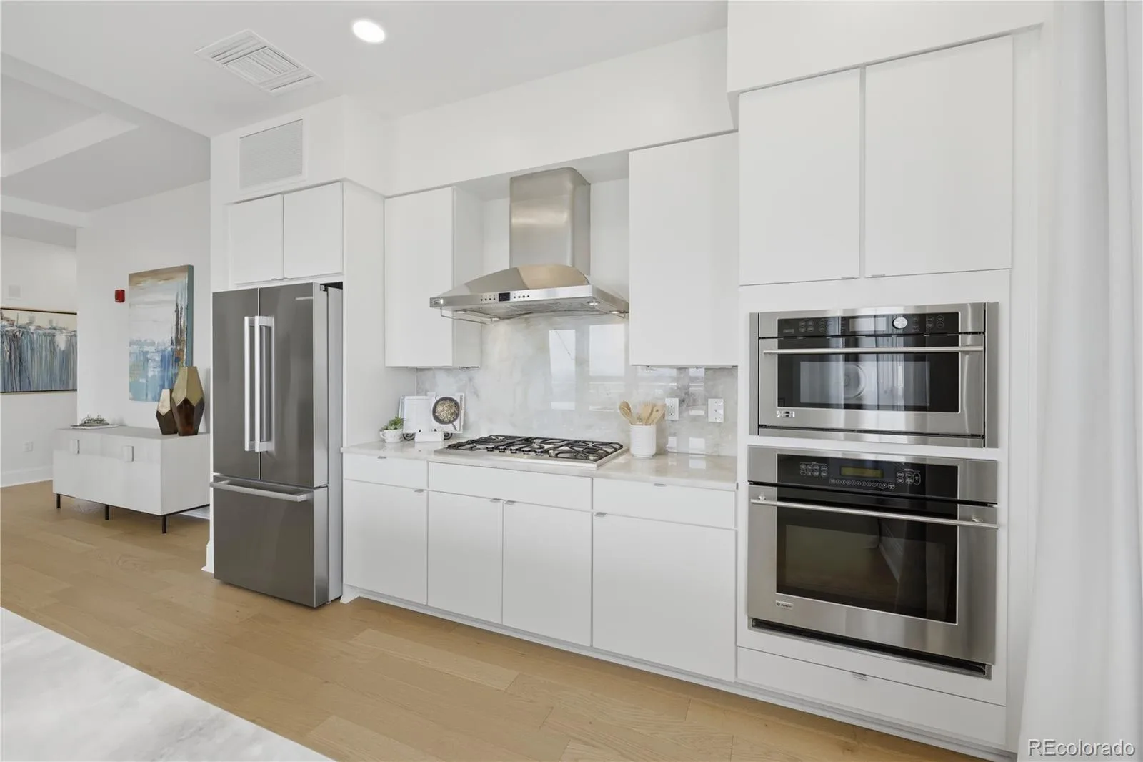 5455 Landmark Place #804 Greenwood Village CO 80111 | MLS #REC9437610 08122026220833 1600 9