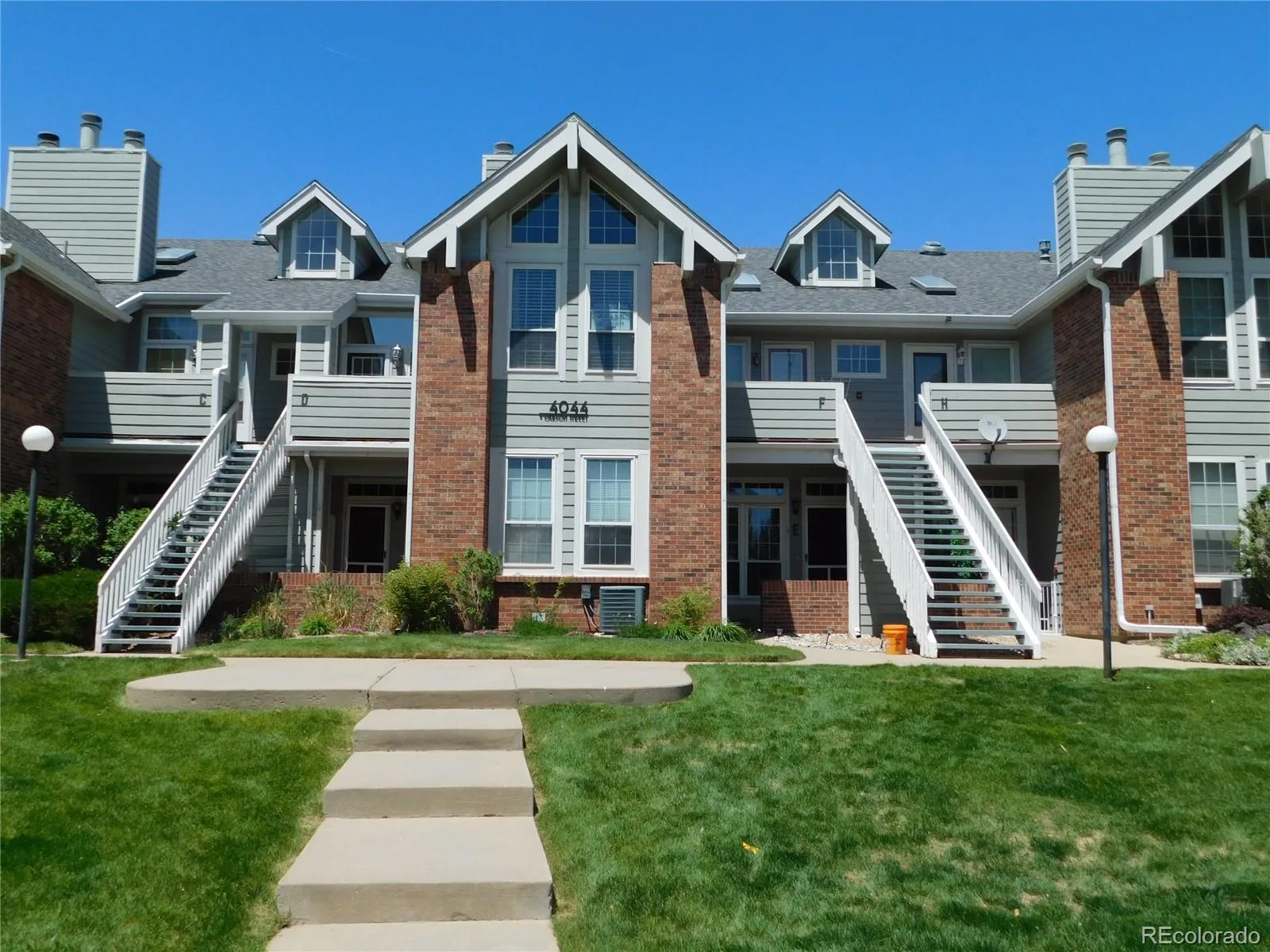 4044 S Carson Street #F Aurora CO 80014 MLS #REC9437803 06022026190323 1600 1