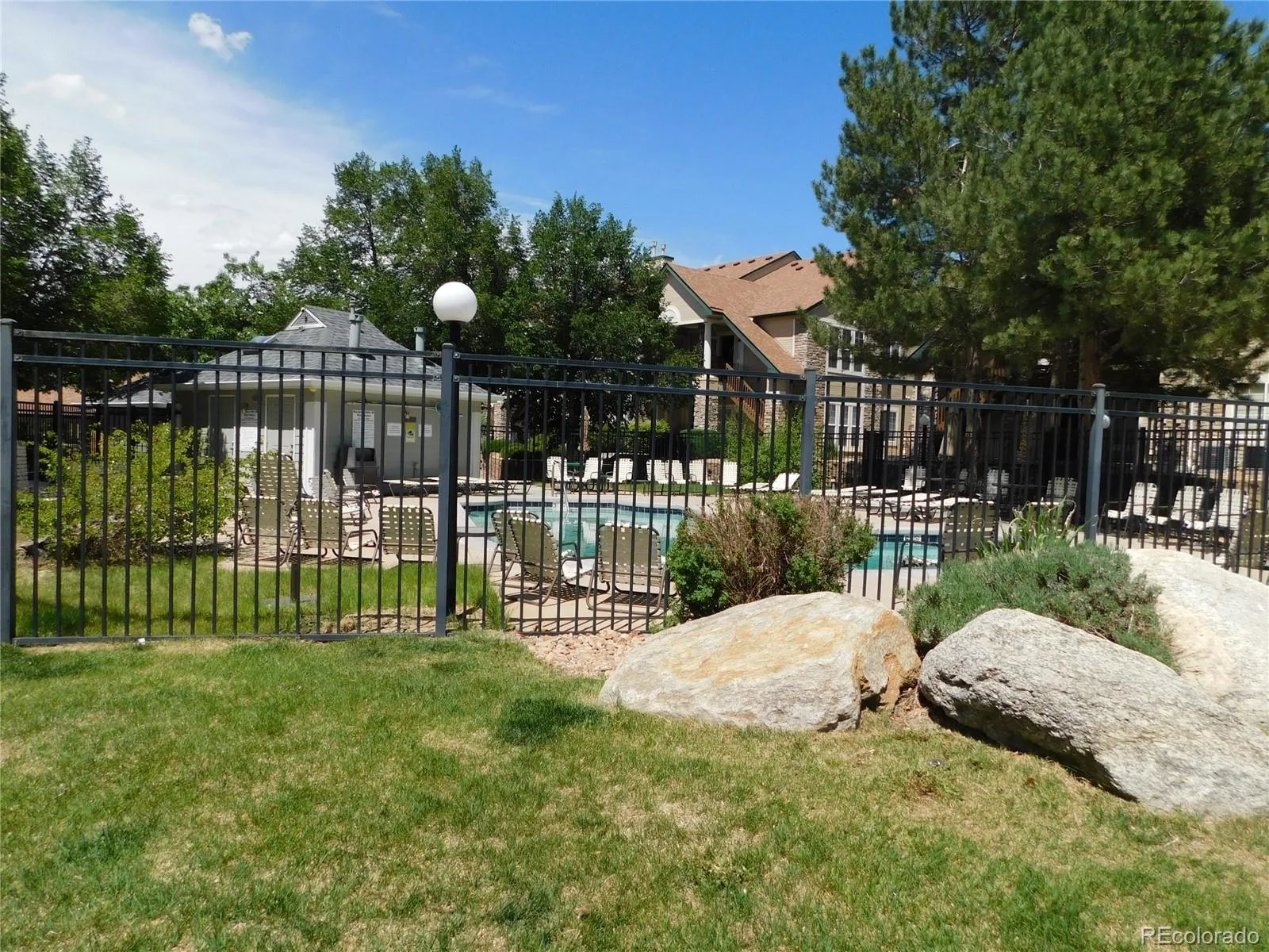 4044 S Carson Street #F Aurora CO 80014 MLS #REC9437803 06022026190323 1600 26