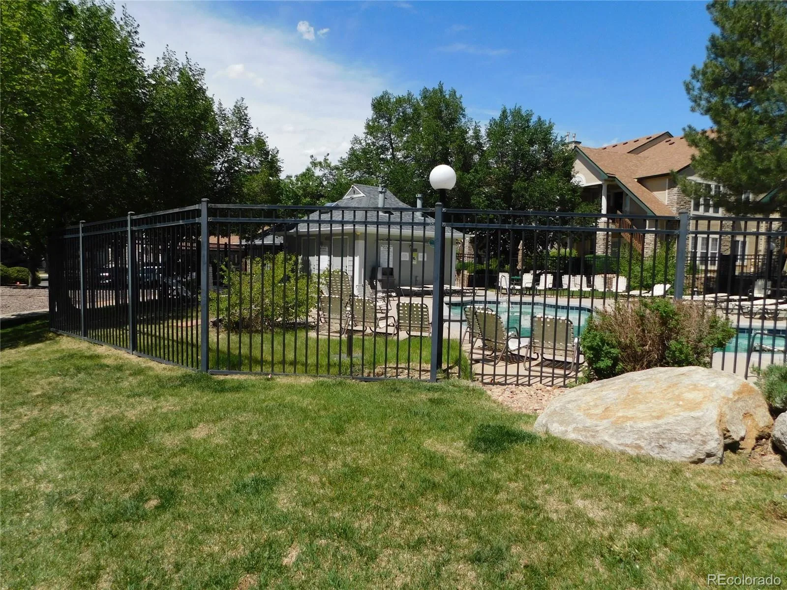 4044 S Carson Street #F Aurora CO 80014 MLS #REC9437803 06022026190323 1600 28