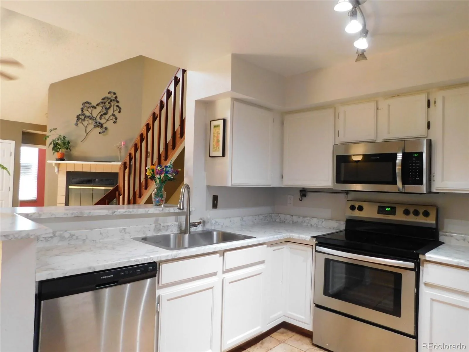 4044 S Carson Street #F Aurora CO 80014 MLS #REC9437803 06022026190323 1600 5