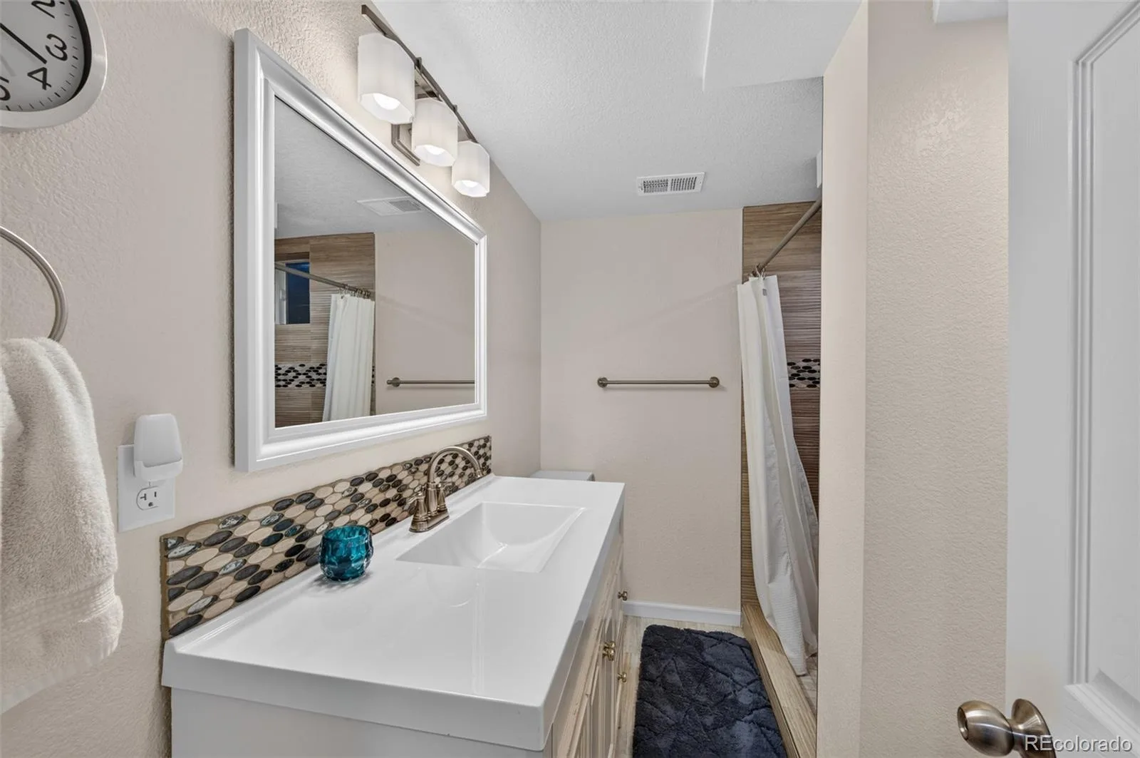 9005 W 65th Avenue Arvada CO 80004 | MLS #REC9437968 08262026210616 1600 31